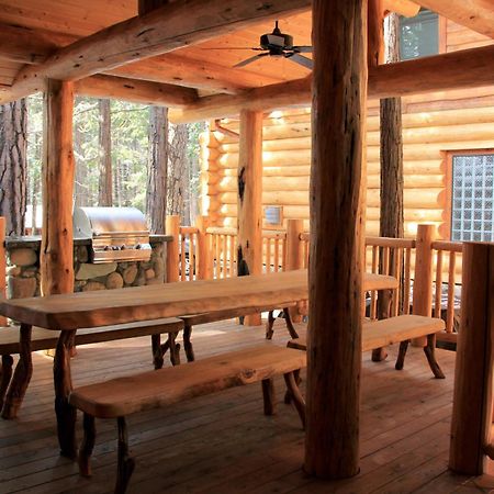 Grizzly Giant Villa Уауона Екстериор снимка